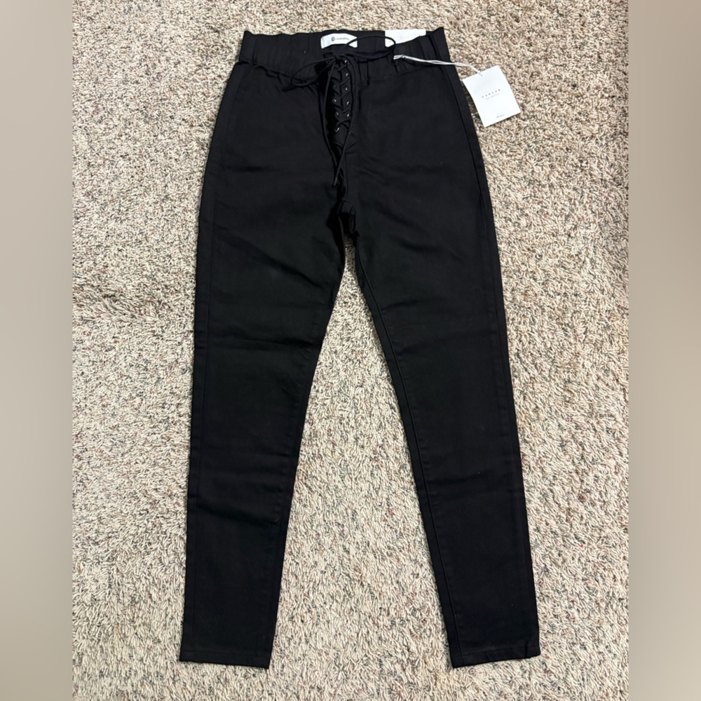 NWT KanCan Lace Up Black Ankle Skinny Jeans Size Large